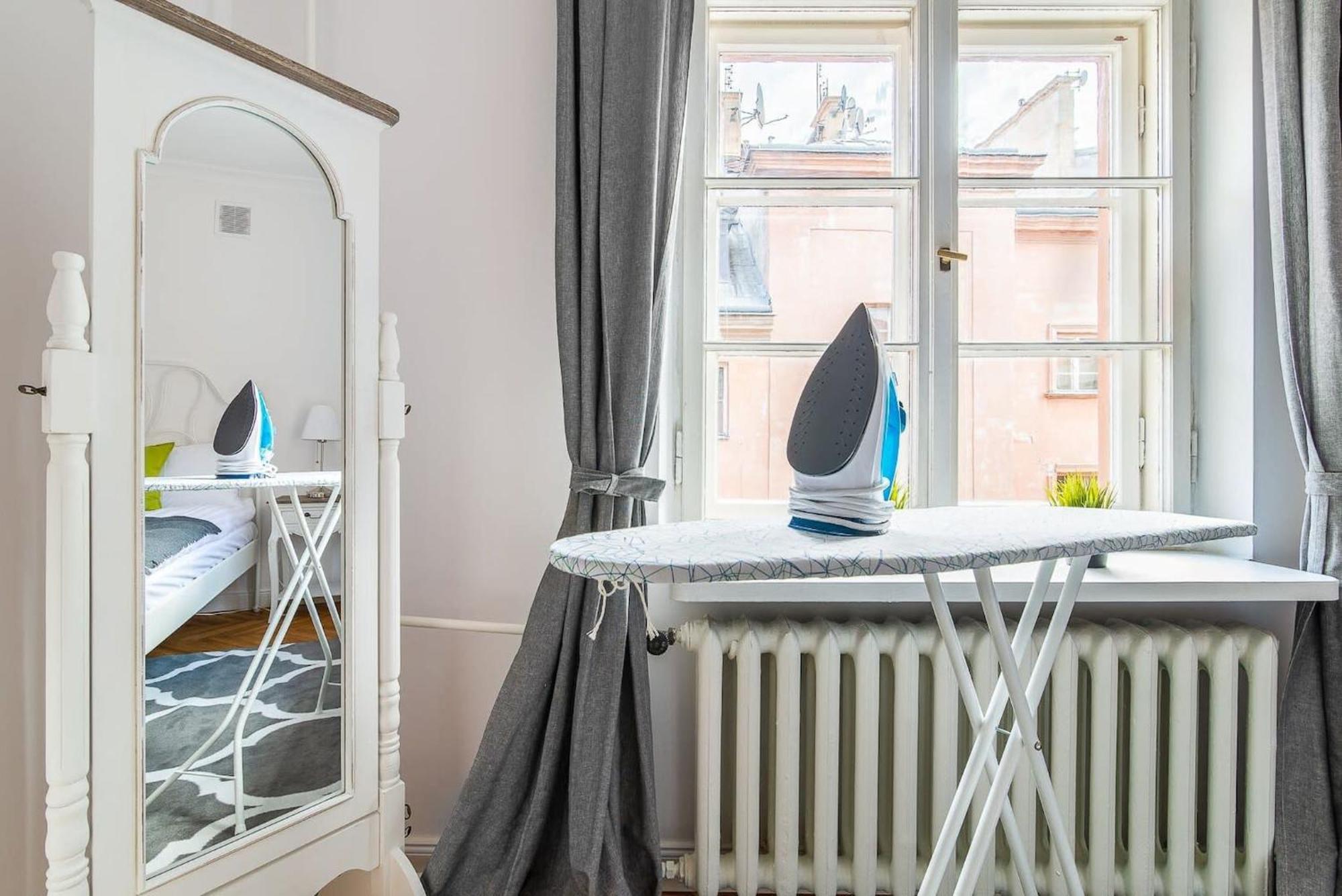 Senatorska 7 By Noclegi Renters Warsaw Luaran gambar