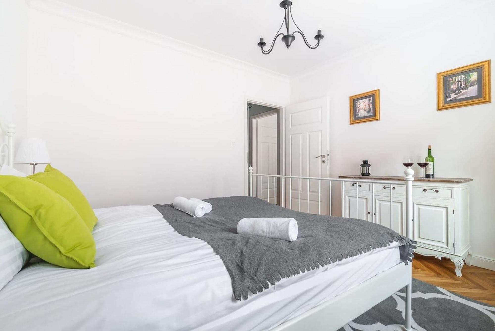 Senatorska 7 By Noclegi Renters Warsaw Luaran gambar